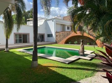 Casa uso de suelo , Cuernavaca · Propiedad en Renta Para Negocio U Oficinas