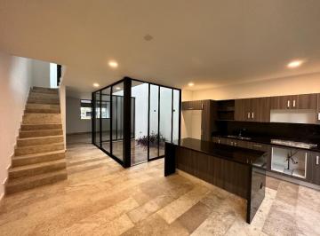Casa en condominio · 200m² · 2 Recámaras · 2 Estacionamientos · Renta de Town House en Santa Gertrudis Copo