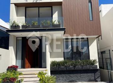 Casa de 5 habitaciones, Querétaro · Casa en La Vista Residencial