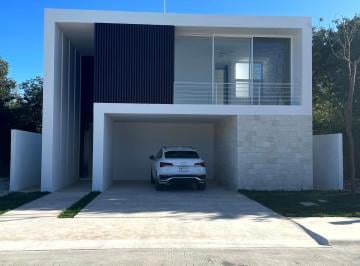 Casa · 350m² · 4 Recámaras · 4 Estacionamientos · Casa en Venta Privada Norte Mérida, Komchen - (4)