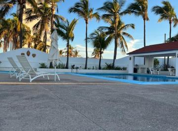 Casa en condominio · 267m² · 2 Recámaras · 2 Estacionamientos · Casa en Venta en La Playa de Mazatlan - (4)
