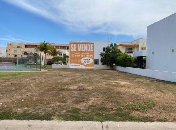 Terreno regular a un costado de la cancha de tenis · Terrenoen Venta, Punta Diamante