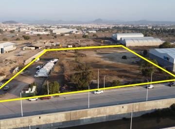 Terreno / Lote · 19263m² · Terreno en Venta de Uso Industrial, a 20 Minutos del Centro de Pachuca