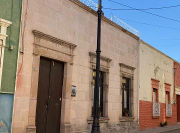 Casa de 4 habitaciones, Aguascalientes · Ram - Casa en Venta, en Zona Centro