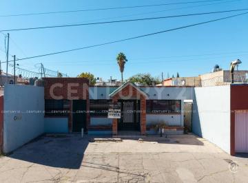 Casa · 125m² · 3 Recámaras · 4 Estacionamientos · Casa en Venta en Colonia Santo Niño, Chihuahua Chih.