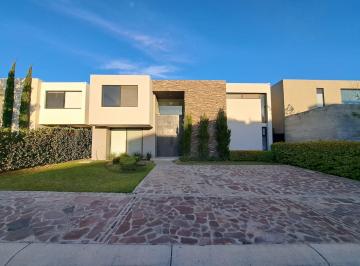 Casa · 298m² · 3 Recámaras · Renta Casa en La Campiña del Bosque, Gran Jardín, León, Guanajuato