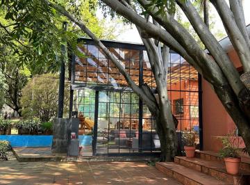 Casa · 1500m² · 9 Recámaras · 4 Estacionamientos · Casa en Ejido Valle de Cuernavaca