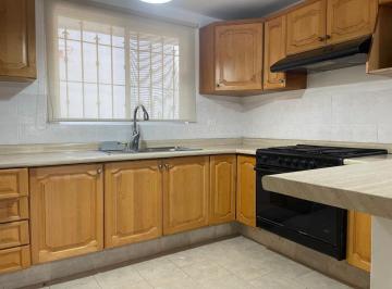 Casa de 3 habitaciones, Monterrey · Casa en Cumbres en Renta
