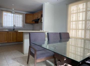 Casa de 3 habitaciones, Monterrey · Casa en Cumbres en Renta