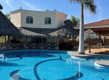 Quinta de 5 habitaciones, Zapotlanejo · Venta de Quinta Vacacional en Pueblo de La Laja, Jalisco