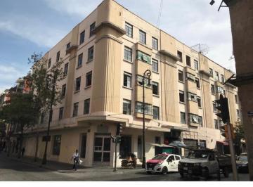 Local comercial de 1 habitación, Cuauhtémoc · Renta de Local 128 m² en 5 de Febrero y Mesones Centro Historico