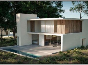 Casa · 385m² · 4 Recámaras · 3 Estacionamientos · Casa en Venta en Amani Terra, Santiago, N. L.