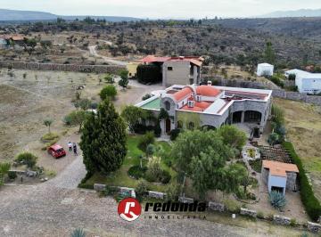 Casa · 970m² · 8 Recámaras · 10 Estacionamientos · Casa en San Miguel de Allende