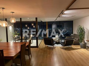 Departamento · 204m² · 2 Recámaras · 2 Estacionamientos · Departamento Amueblado en Venta Queretaro
