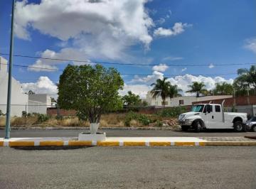 Terreno / Lote , Irapuato · Terreno Villas de Irapuato con Vigilancia