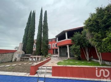 Casa · 1000m² · 5 Recámaras · Casa en Venta en Residencial Malanquin La Mesa (Club de Golf) San Migue de Allende, Guanajuato