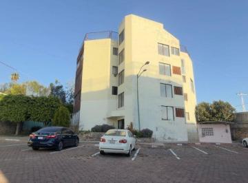Departamento Renta 80m² de 2 habitaciones · Departamento en Renta en Torrres del Sol a Lado del Club Cumbres