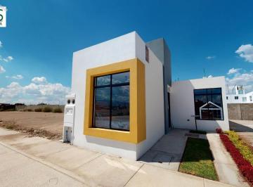 Casa · 72m² · 3 Recámaras · 1 Estacionamiento · Casa en Venta en Residencial La Viña, Villa de Pozos. San Luis Potosi