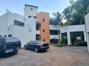 Casa de 4 habitaciones, Miguel Hidalgo · Casa en Venta en Bosque de Las Lomas, Jardín y Salón de Eventos