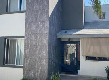 Casa de 3 habitaciones, Monterrey · Casa Amueblada en Venta, Cumbres Elite 4to Sector.