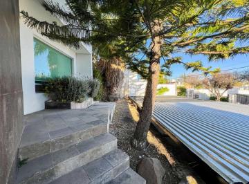 Casa de 4 habitaciones, Querétaro · Oportunidad Casa Venta en Juriquilla con Alberca Propia