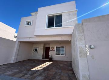 Casa de 3 habitaciones, Ramos Arizpe · Casa Amueblada en Renta en Lomas del Valle II