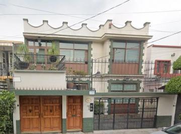 Casa de 4 habitaciones, Coyoacán · Se Vende Casa en Coyoacan