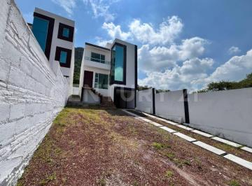 Casa · 220m² · 4 Recámaras · 3 Estacionamientos · Casa en Venta en Retorno Palmillas Sn, Granjas Banthí Sección So, Sjr, Qro