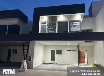Casa · 226m² · 3 Recámaras · 2 Estacionamientos · Se Vende Casa en Tarragona