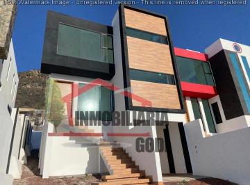 Casa de 4 habitaciones, San Juan del Río · Casa Nueva de 4 Recamaras,4 Baños, Vestidor, Cochera y Gran Terreno