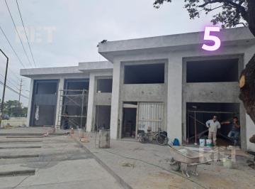 Local comercial · 166m² · 1 Estacionamiento · Local en Av Monterrey