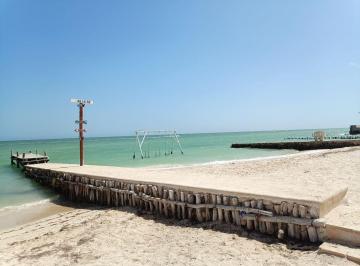 Terreno / Lote · 265m² · Terrenos en La Playa de Chuburna Puerto a Unos Pasos del Mar