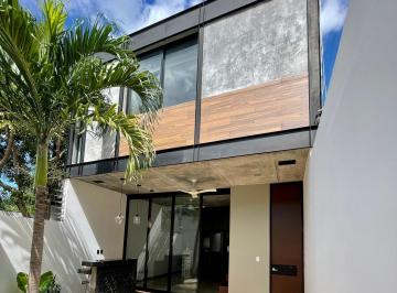 Casa de 2 habitaciones, Mérida · Townhouse Equipado, con Alberca, en Zona Norte.