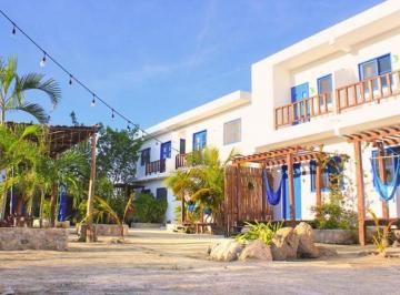 Edificio de 10 habitaciones, Lázaro Cárdenas · Hotel a La Venta en Holbox Cerca de La Playa