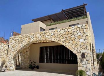 Casa de 3 habitaciones, San Miguel de Allende · Casa Pine