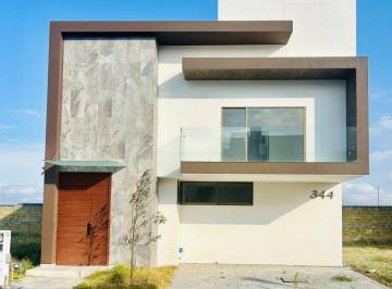 Casa de 4 habitaciones Venta MN 6,200,000 · Casa Nueva con Roof Garden, 4 Recámaras y Estudio | Privada con Vigilancia | 10 Min de Zona Plateada