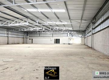 Bodega comercial en Renta  Zona Industrial · Bodega Comercial de 1243 M&sup2;.zona Oriente/nueva/amplio Estacionamiento y Sala de Exhibicion