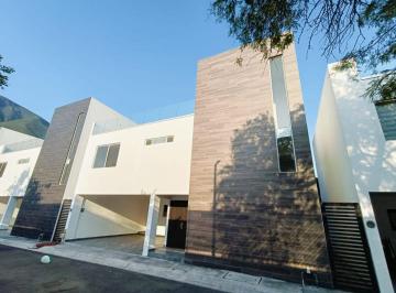Casa de 3 habitaciones, Monterrey · Casa en Renta Carretera Nacional a La Altura de La Estanzuela en por La Lagrima