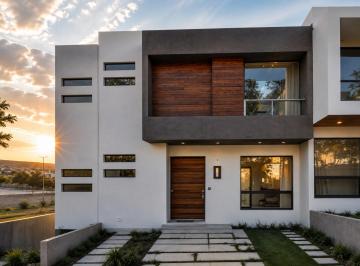 Casa de 3 habitaciones, Corregidora · Casa en Venta en Zona Candiles, Vive con Calidad de Vida, Gran Ubicación!