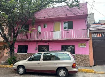 Casa de 14 habitaciones, Tlalnepantla de Baz · Casa en Venta, La Presa Exploradores Mexicanos. Tlalnepantla
