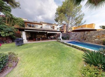 Casa · 280m² · 4 Recámaras · 2 Estacionamientos · Hermosa Casa en Venta en San Miguel de Allende