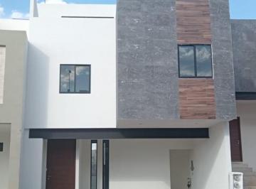 Casa · 220m² · 3 Recámaras · 2 Estacionamientos · En Venta Casa en Construcción en Campo Azul