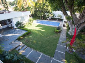 Casa de 6 habitaciones, Cuernavaca · Exclusiva Residencia con Alberca y Máxima Seguridad en El Corazón de Cuernavaca
