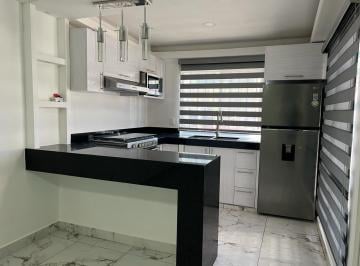 Casa de 3 habitaciones, Bahía de Banderas · Como Nueva Casa en Renta Excelente Ubicación a 7 Minutos de La Playa Nvo Vta.