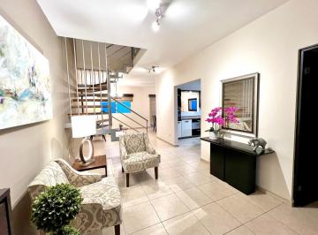 Casa de 3 habitaciones, Monterrey · Casa en Venta en Contry Sur, Monterrey, N. L.