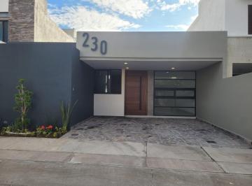 Casa · 150m² · 2 Recámaras · 2 Estacionamientos · Casa en Venta Una Planta Lomas Punta del Este