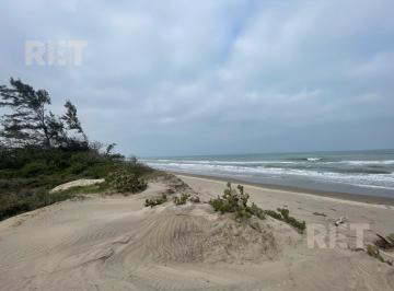 Terreno / Lote · 35000m² · Terreno Frente Al Mar y Canal del Chijol