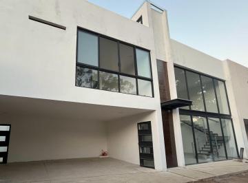 Casa de 3 habitaciones, Cuernavaca · Hermosa Casa en Zona Dorada de Cuernavaca