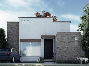 Casa · 110m² · 2 Recámaras · 2 Estacionamientos · Casa en Venta Al Poniente de Una Planta Apta Para Creditos