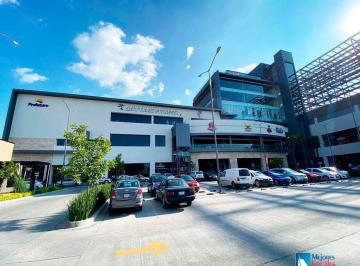 Oficina · 300m² · 292 Estacionamientos · Oficina en Renta Punto Escobedo 300 m² Leon Gto
